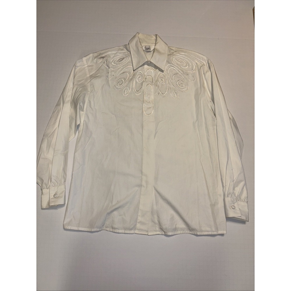 Vintage Ishyu Women's Blouse Size 4   White Button Up Embroidered Front